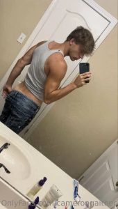 Like what you see lmk the first thing you d do to me in the comments part 1