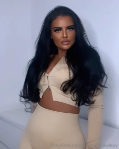 Your favourite scot is boredddd https onlyfans com chanellelawley c2