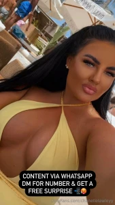 Hello there babe xx i ve been told i have the perfect naked body go to