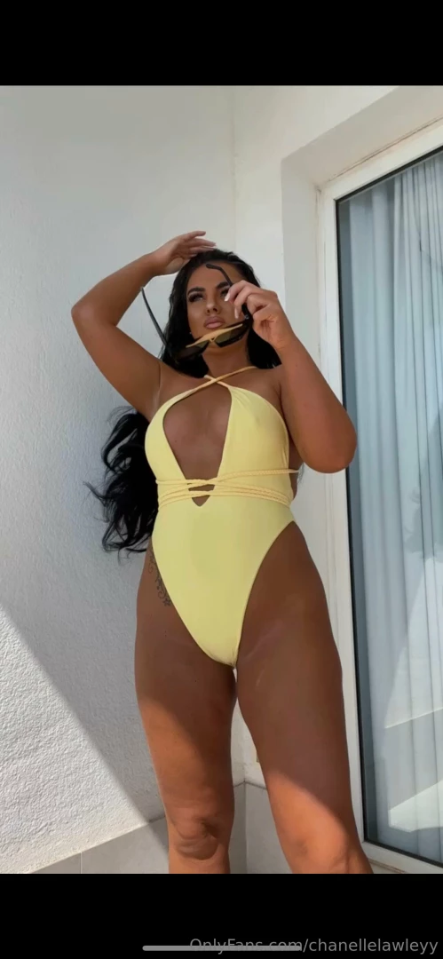 The next 10 people to sub get 1 on 1 time with me on my main account 