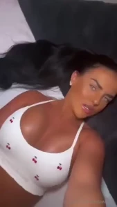 Eyes up caught you looking x theres more of them on my main https