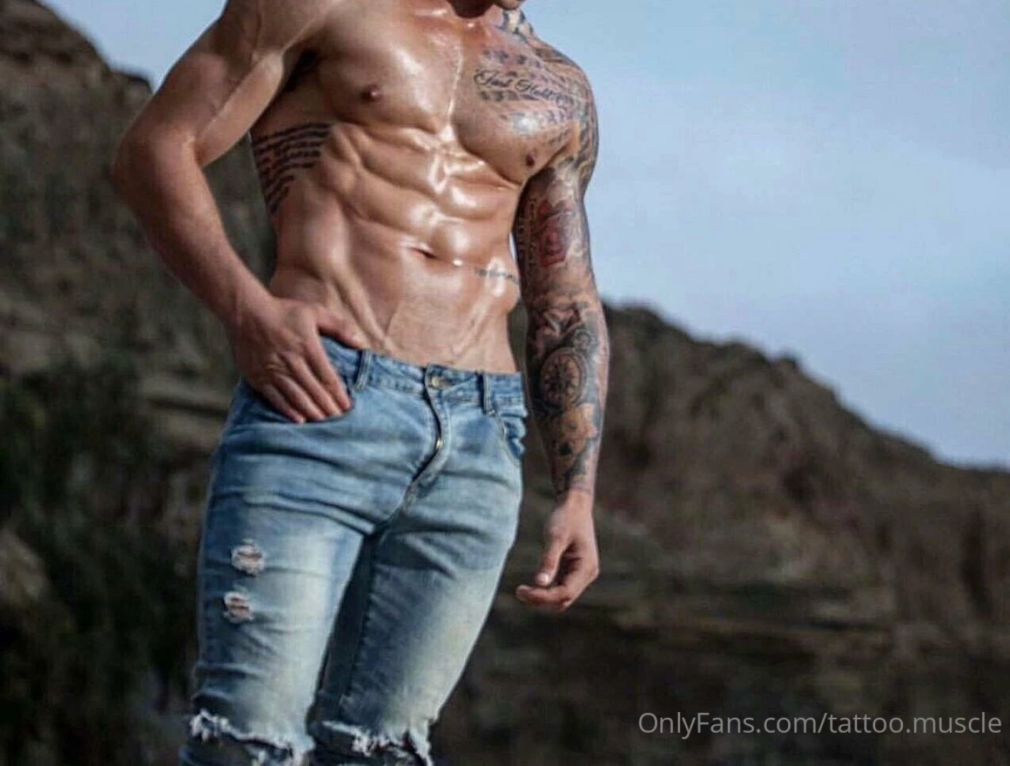 Did some modeling photos a while back who wants to oil me up next time 