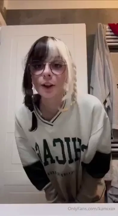 Stavo per entrare in doccia ma ho pensato di vuoi sapere cosa ho 