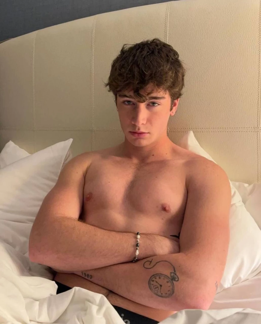 Can you guess what i m thinking rn 