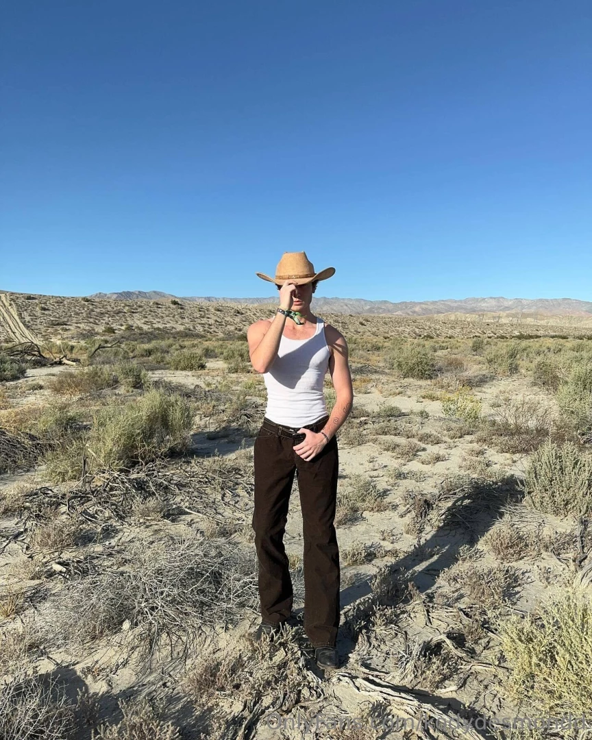 Howdy who wants to ride next 