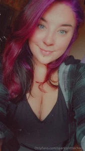 I need to have 4 men all around me and cumming on my face and tits