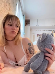 Happy thursday lovelies felt cute here feat my fave plushie part 8