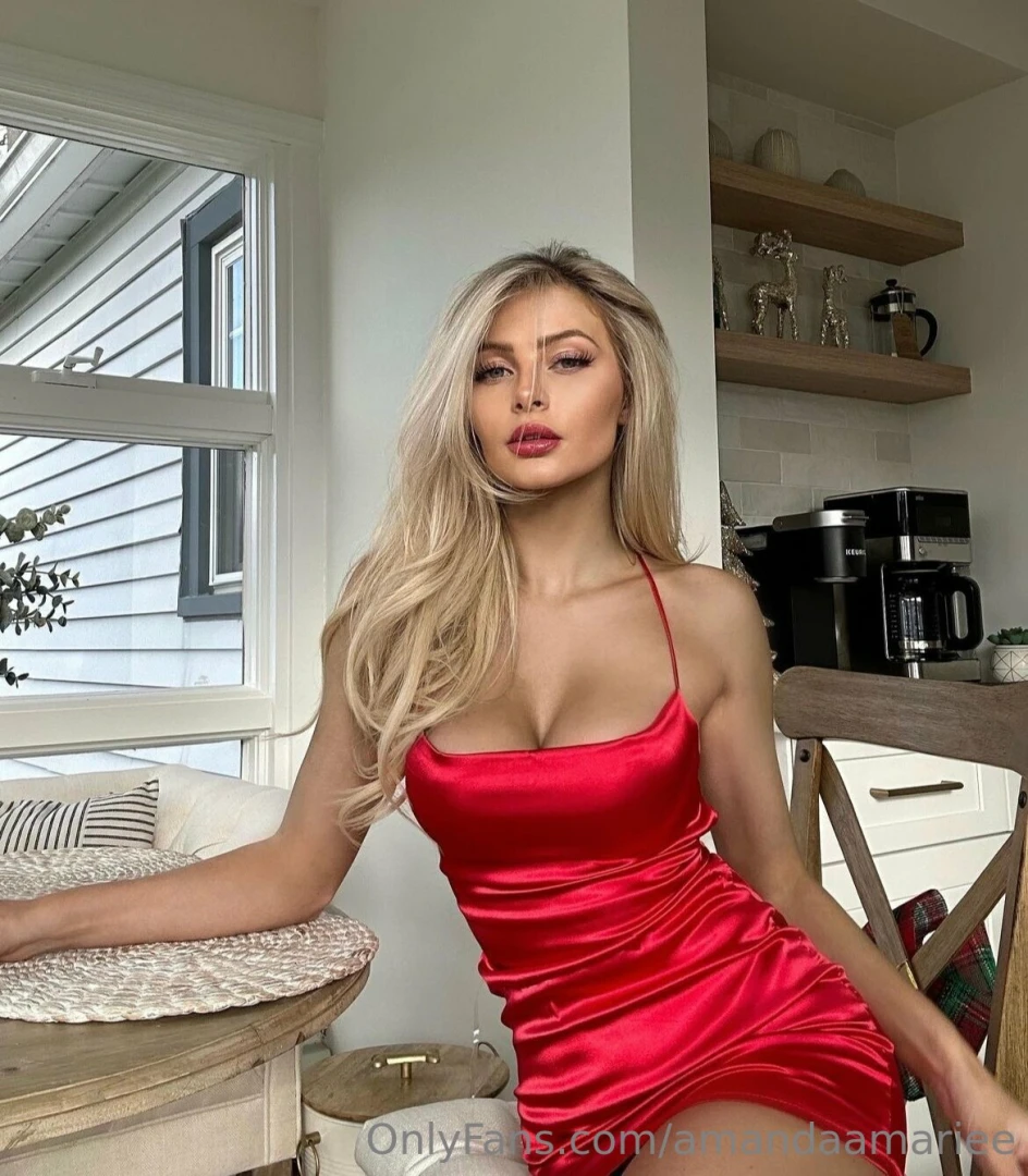 Red just hits differently 