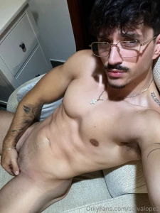 Late night vibes always chilling naked but i m so alone