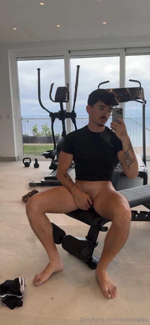 I wish we could make a scene here at the gym 