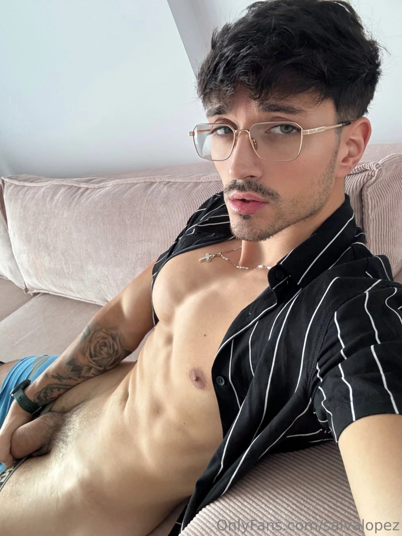 Imagine you being on top of me kissing my lips and riding that cock 