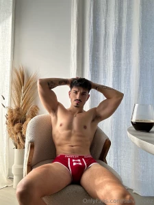 Good morning just me having a coffee how s your day going so far part 1