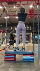 Good morning to the gym lovers and only gym lovers