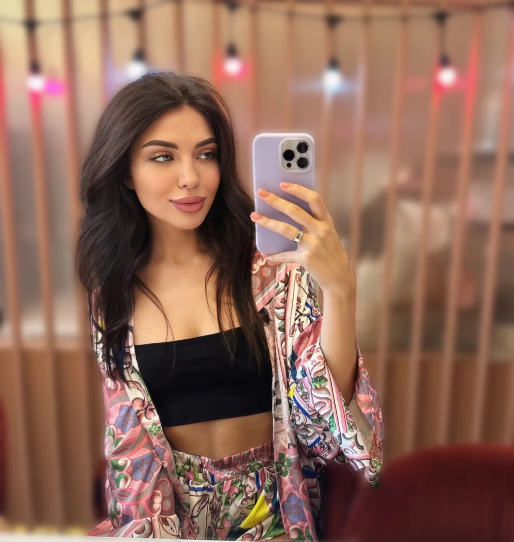 Happiness looks gorgeous on you part 4 