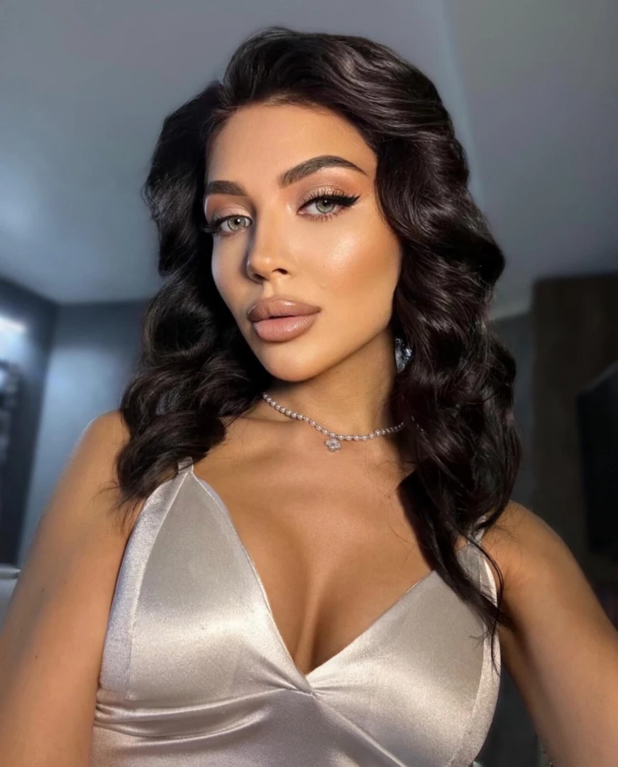 Feelin curious wanna see what i m cookin up just for you 