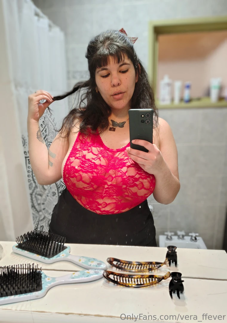 I asked santa to put you under my tree this christmas 