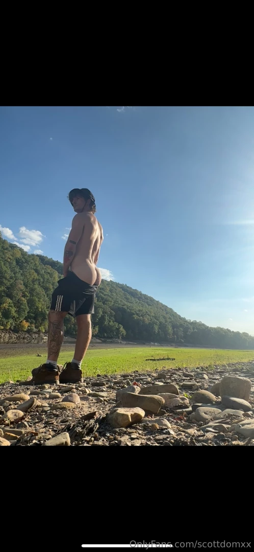 Should i post my full nude tent selfies from this weekends camping part 1 