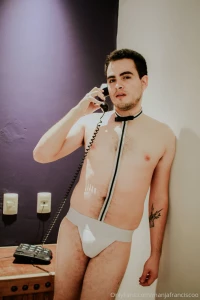Si ya te estoy esperando en el motel