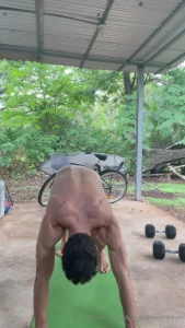 Workout wednesday today we get so sweaty doing an intense 10-minute