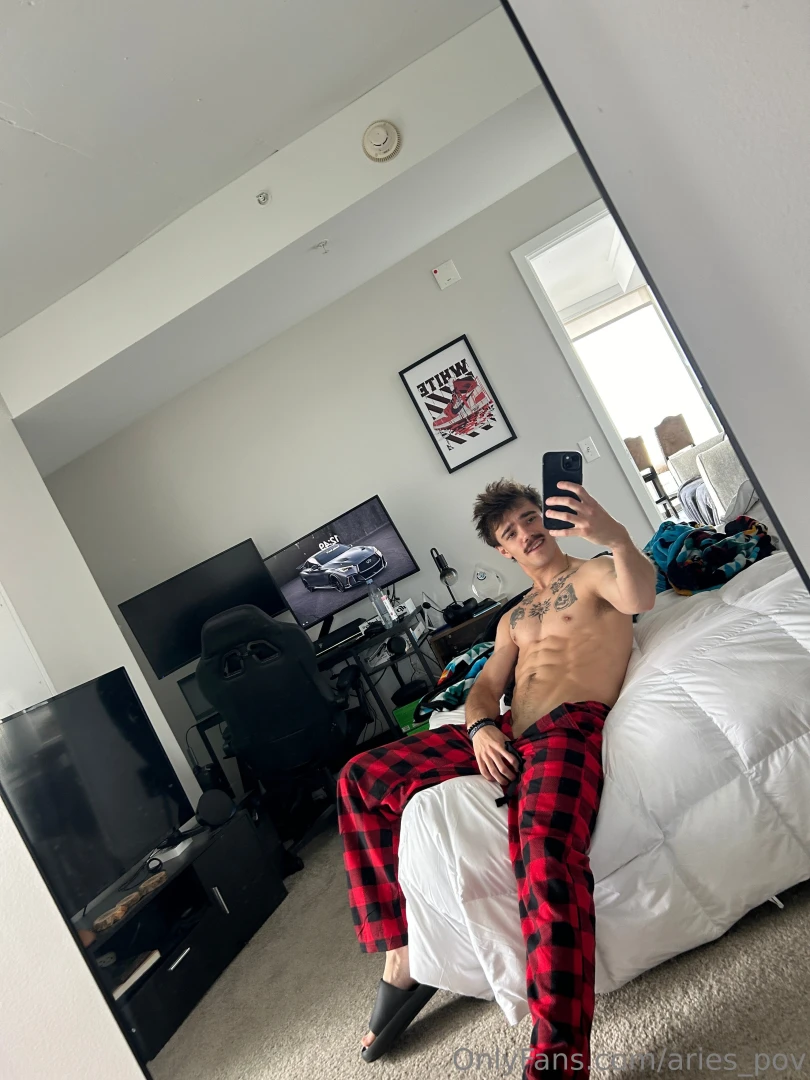 Who wants some morning wood 