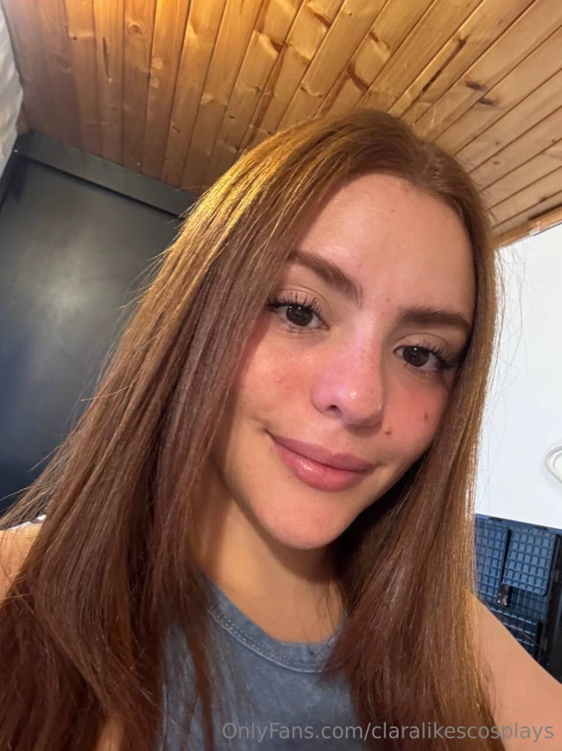 Looking a little pretty for shopping never hurts does it 