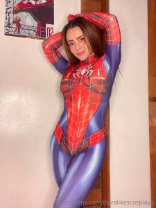 Remembering a little bit of my spiderman days i think i should make a