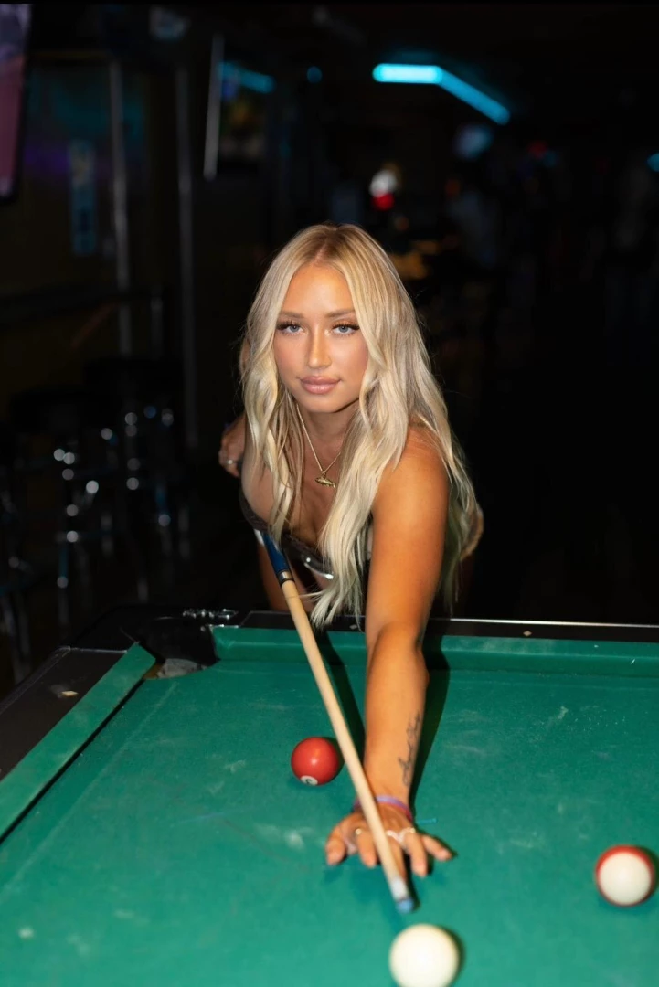 No one s ready for my pool skills 