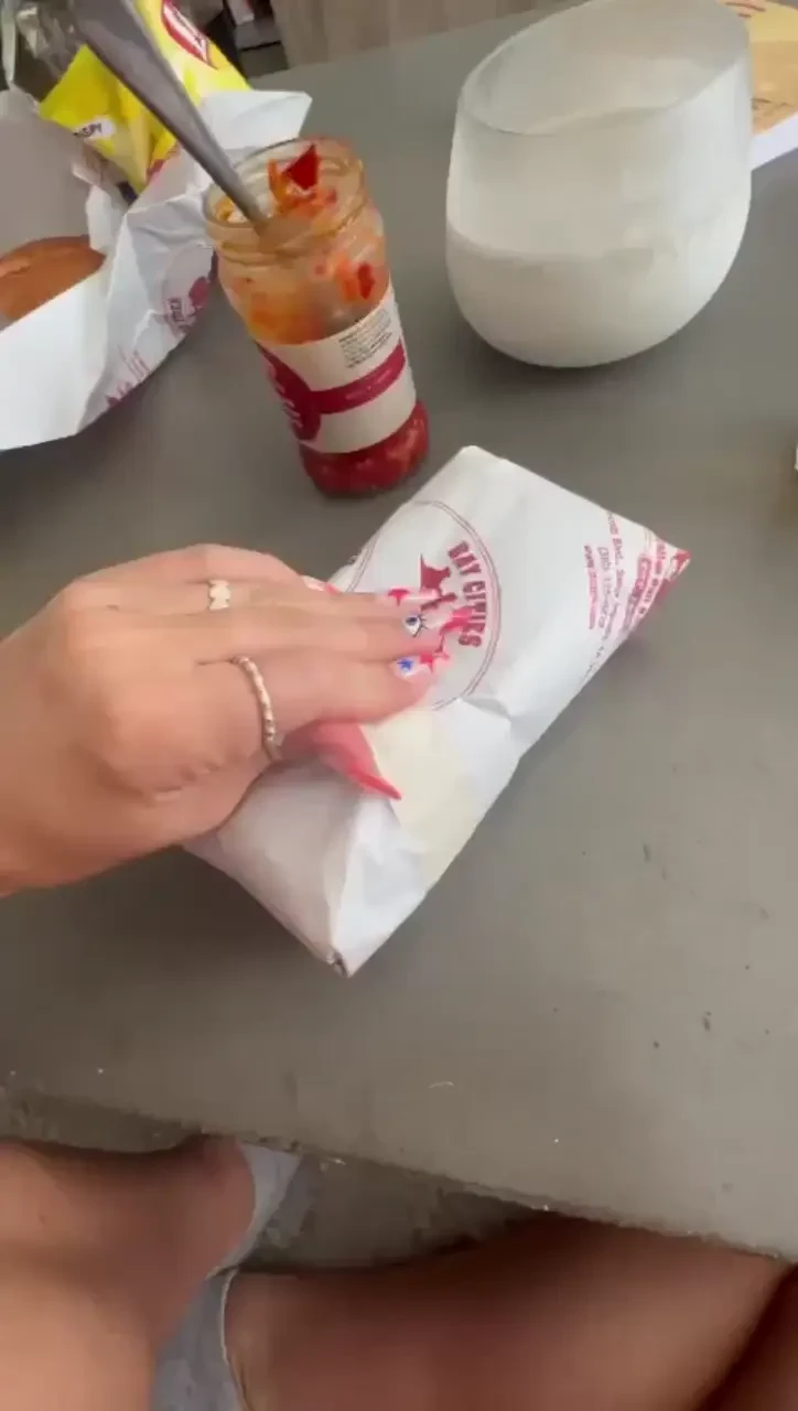 Goodness gracious what a beautyy 