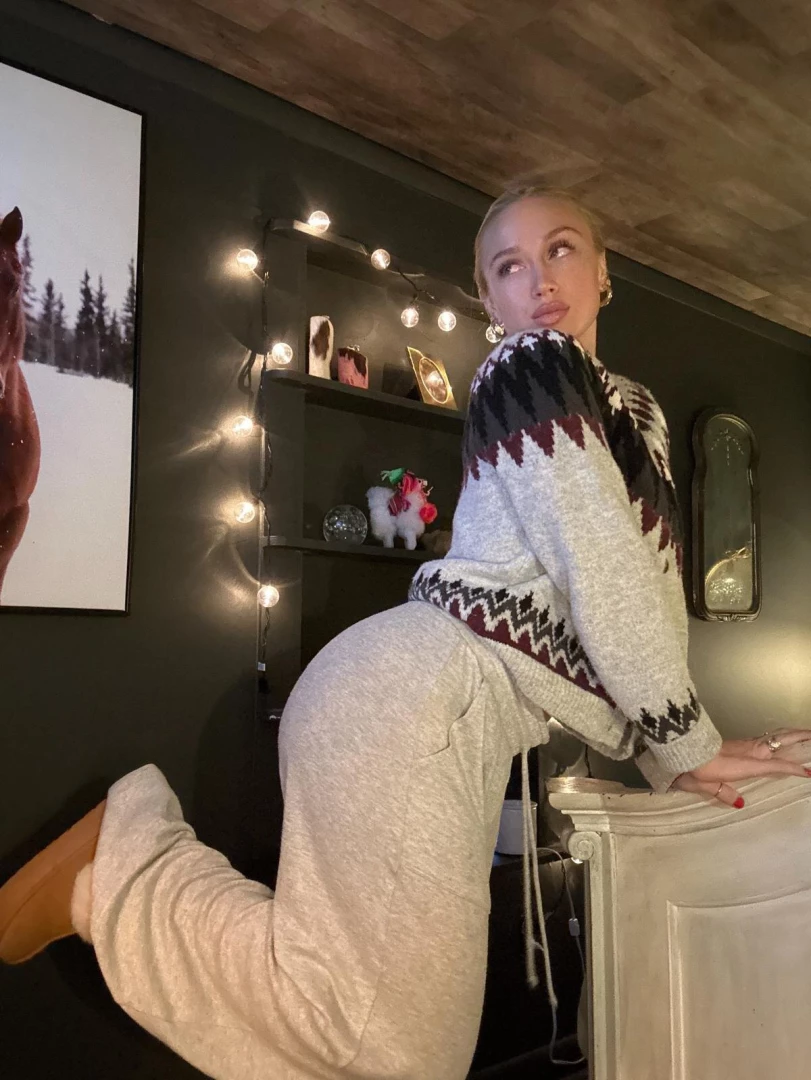 Going live tomorrow feb 6th 5 30pm cst 