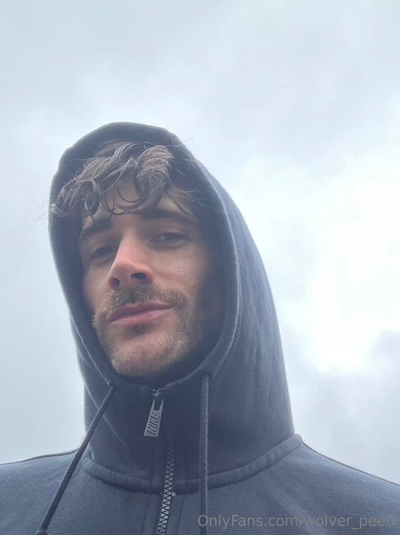 Let s hike and get naked off the trail 