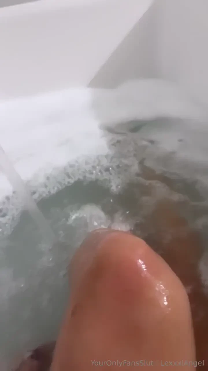 Just me some bubbles and thoughts i shouldn t be having 