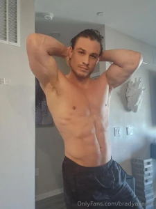 Who hates monday mornings as much as i do