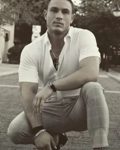 I m ready for the weekend where are you taking me tonight