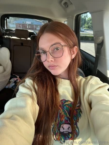 Lil cozy car girlie wanna warm me up