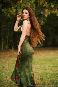 Do u like it when i m soft and glowy or when i moan your name into the