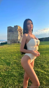 Some admire ancient architecture i admire how good i look in front of