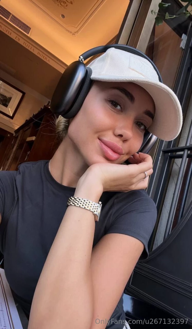 What s been playing in your earbuds lately drop your favorite songs or 