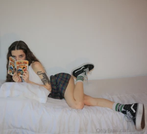 A sexy geek