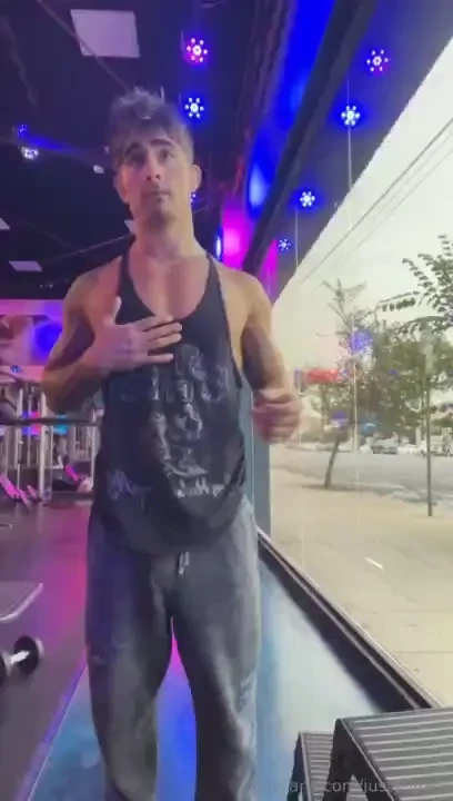 Imagine how sweaty i got after this pump 