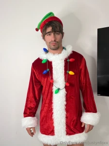 Day 4 of justins xxxmas jingle my bells wanna see what santa will do