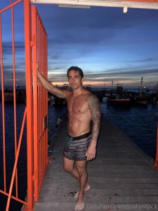 Xxxplicit hung live tomorrow at 5pm pst you cummin