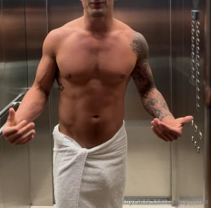 Who else loves black coffee and the pool dm about it and yes i m not