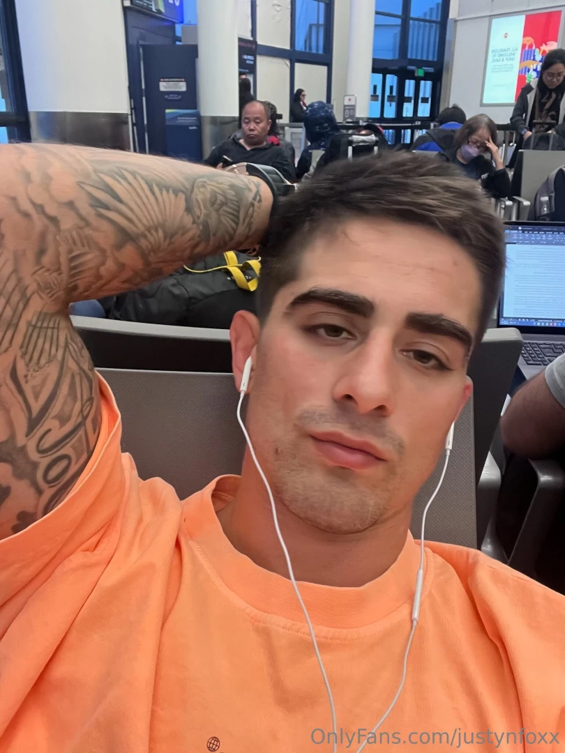 You can never get enough of this face 