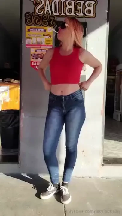 Smoking on my break from work crushing cig with my vans 