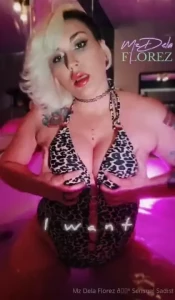 I love it when good boy goes feral in his office bathroom for me it s part 1