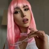 stunning-gir1