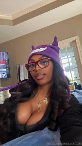 A face too pretty not to nut on