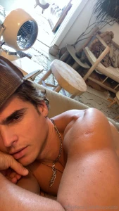 Not doin much just layin here and thinkin about wreckin you bet you d