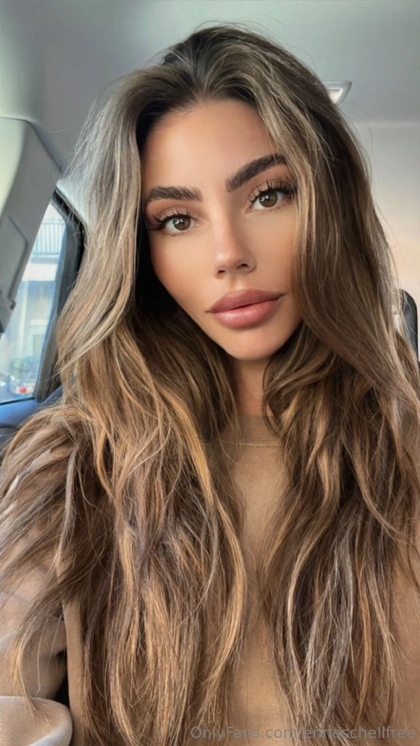 My face rn because i can t believe what i just sent out on ennaschell 