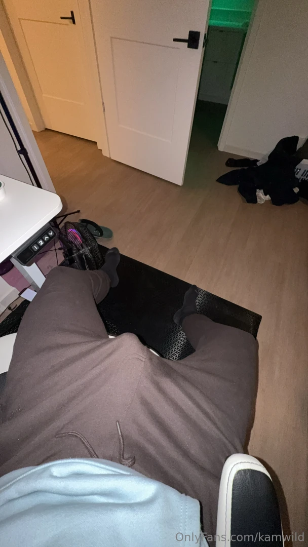 Dude look at all that precum from me teasing myself 